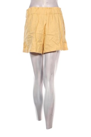 Γυναικείο κοντό παντελόνι Glassons, Μέγεθος M, Χρώμα Κίτρινο, Τιμή 5,99 €