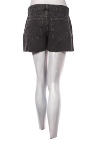 Γυναικείο κοντό παντελόνι H&M, Μέγεθος S, Χρώμα Μαύρο, Τιμή 11,99 €