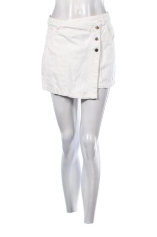 Γυναικείο κοντό παντελόνι LC Waikiki, Μέγεθος S, Χρώμα Λευκό, Τιμή 20,00 €