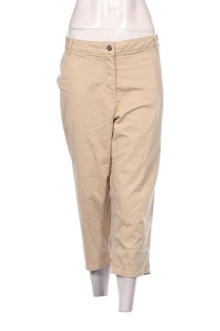 Дамски къс панталон Madeleine, Размер XXL, Цвят Бежов, Цена 56,24 €