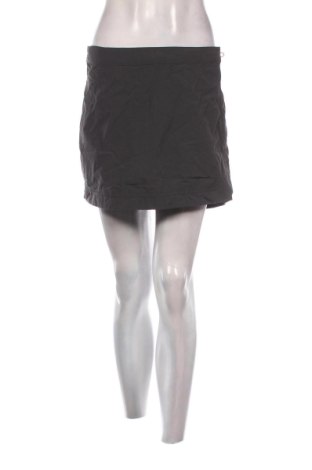 Дамски къс панталон Quechua, Размер M, Цвят Сив, Цена 10,00 €