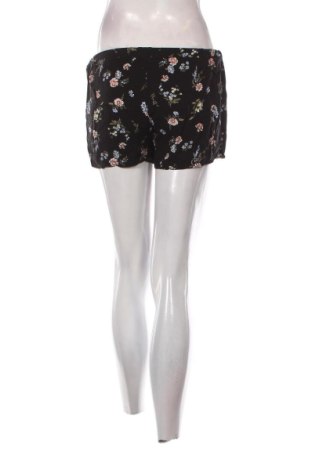 Дамски къс панталон Sinsay, Размер M, Цвят Многоцветен, Цена 9,78 €