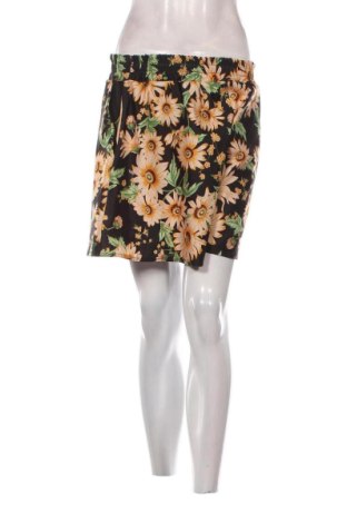 Női rövidnadrág Unbranded, Méret M, Szín Sokszínű, Ár 5 050 Ft