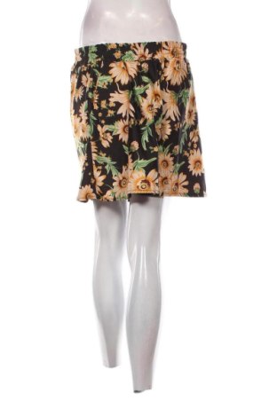 Női rövidnadrág Unbranded, Méret M, Szín Sokszínű, Ár 5 050 Ft