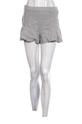 Damen Shorts United Colors Of Benetton, Größe S, Farbe Grau, Preis € 39,00