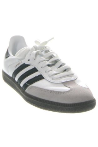 Дамски обувки Adidas Originals, Размер 38, Цвят Многоцветен, Цена 65,00 €