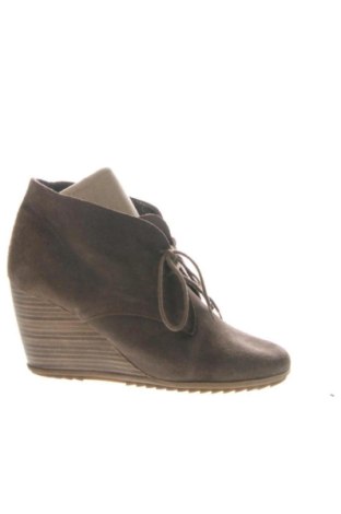 Încălțăminte de damă Esprit, Mărime 39, Culoare Maro, Preț 361,99 Lei