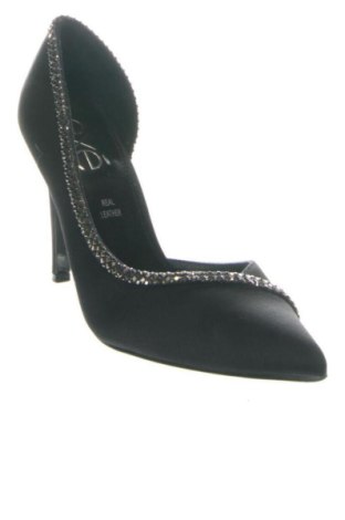 Дамски обувки Exe, Размер 37, Цвят Черен, Цена 26,00 €