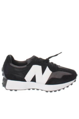 Дамски обувки New Balance, Размер 41, Цвят Многоцветен, Цена 104,81 €