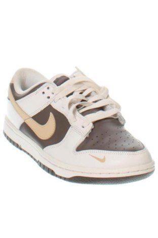 Dámské boty  Nike, Velikost 38, Barva Vícebarevné, Cena  3 099,00 Kč