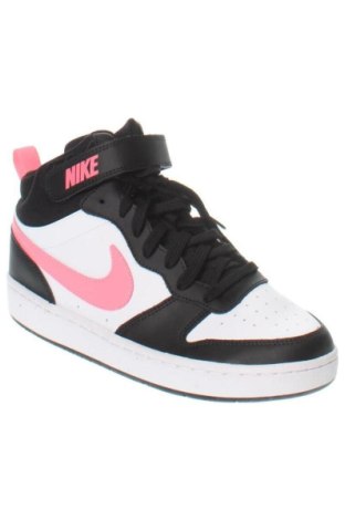 Дамски обувки Nike, Размер 39, Цвят Многоцветен, Цена 84,36 €