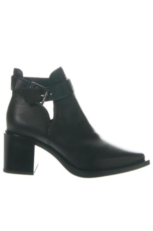 Dámské boty  Zign, Velikost 37, Barva Černá, Cena  1 649,00 Kč