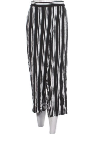 Дамски панталон C&A, Размер 3XL, Цвят Многоцветен, Цена 15,00 €