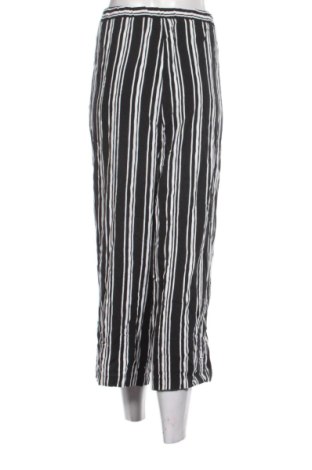Дамски панталон C&A, Размер 3XL, Цвят Многоцветен, Цена 15,00 €