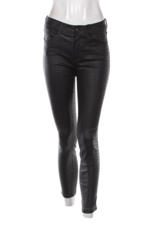 Dámské kalhoty  C.Ro, Velikost M, Barva Černá, Cena  629,00 Kč