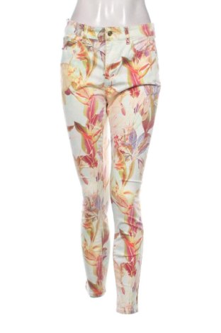 Dámské kalhoty  Guess, Velikost M, Barva Vícebarevné, Cena  1 139,00 Kč
