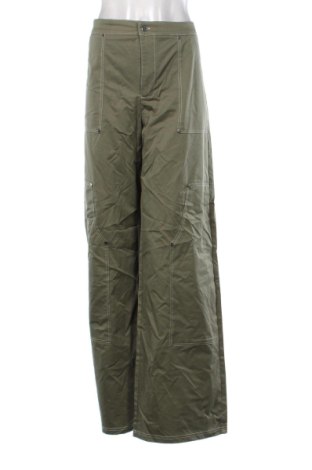 Dámske nohavice Pretty Little Thing, Veľkosť XL, Farba Zelená, Cena  17,95 €