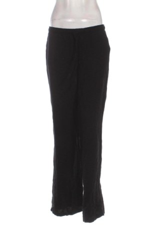 Damenhose Stradivarius, Größe XL, Farbe Schwarz, Preis 30,99 €