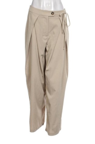 Дамски панталон Unbranded, Размер M, Цвят Бежов, Цена 25,00 €