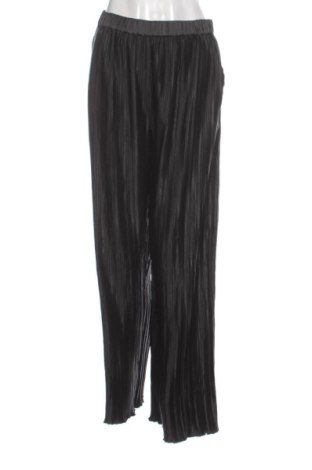 Dámské kalhoty  Vero Moda, Velikost M, Barva Černá, Cena  1 060,00 Kč