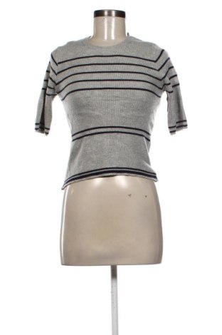 Dámský svetr Unbranded, Velikost S, Barva Šedá, Cena  439,00 Kč