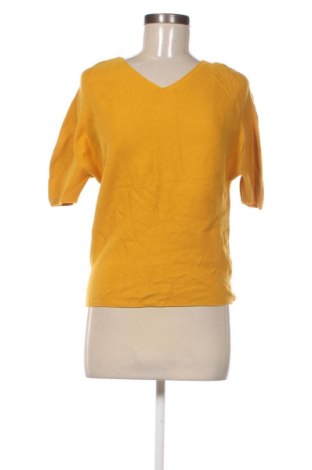 Дамски пуловер Uniqlo, Размер S, Цвят Жълт, Цена 21,47 €