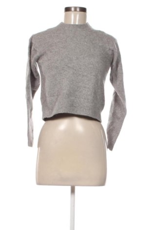 Дамски пуловер Uniqlo, Размер S, Цвят Сив, Цена 21,47 €