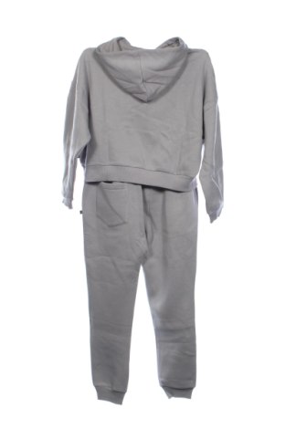 Dámská sportovní souprava. Holo Generation, Velikost XL, Barva Šedá, Cena  2 129,00 Kč