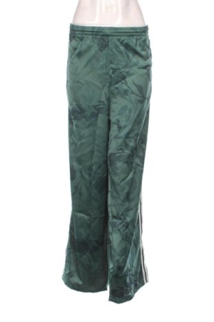 Dámské tepláky Adidas Originals, Velikost XL, Barva Zelená, Cena  1 361,00 Kč