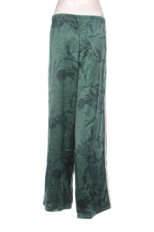 Dámské tepláky Adidas Originals, Velikost XL, Barva Zelená, Cena  1 361,00 Kč