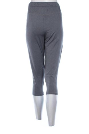 Дамско спортно долнище Essentials by Tchibo, Размер L, Цвят Сив, Цена 8,01 €