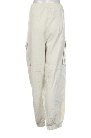 Damen Sporthose SHEIN, Größe XXL, Farbe Ecru, Preis 10,99 €