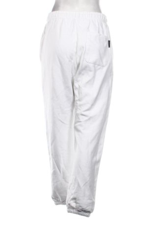 Дамско спортно долнище Unbranded, Размер M, Цвят Бял, Цена 24,03 €