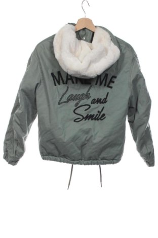 Дамско яке Bershka, Размер XS, Цвят Зелен, Цена 30,00 €