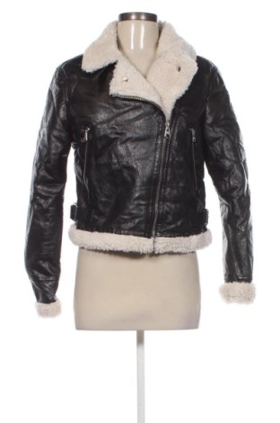 Dámská bunda  Bershka, Velikost M, Barva Černá, Cena  879,00 Kč