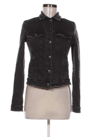 Dámská bunda  Bershka, Velikost S, Barva Černá, Cena  319,00 Kč