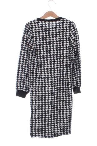 Kinderkleid SHEIN, Größe 6-7y/ 122-128 cm, Farbe Mehrfarbig, Preis 12,32 €