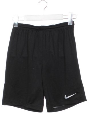 Dětské krátké kalhoty  Nike, Velikost 11-12y/ 152-158 cm, Barva Černá, Cena  259,00 Kč