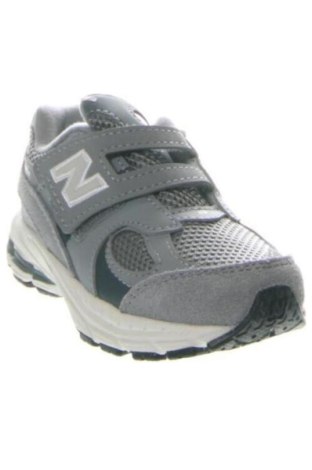 Obuwie dziecięce New Balance, Rozmiar 23, Kolor Szary, Cena 303,99 zł