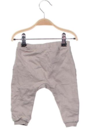 Kinderhose C&A, Größe 6-9m/ 68-74 cm, Farbe Beige, Preis € 8,99