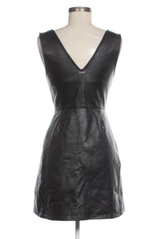 Kožené šaty  Pepe Jeans, Velikost XS, Barva Černá, Cena  1 191,00 Kč