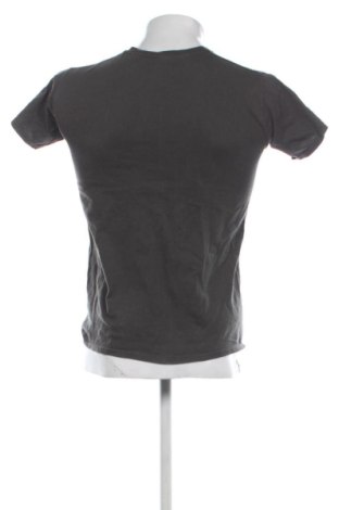 Pánské tričko  Fruit Of The Loom, Velikost S, Barva Šedá, Cena  275,00 Kč