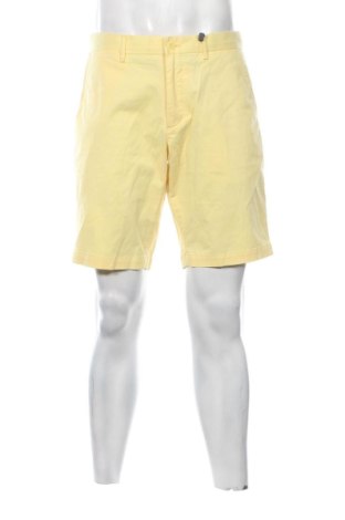 Мъжки къс панталон Tommy Hilfiger, Размер M, Цвят Жълт, Цена 70,55 €, #135776418