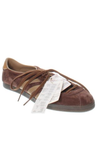 Мъжки обувки Adidas Originals, Размер 46, Цвят Кафяв, Цена 104,81 €