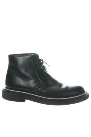 Férfi cipők
 Dior, Méret 42, Szín Fekete, Ár 150 413 Ft