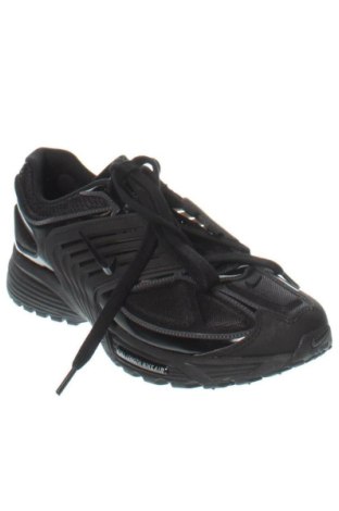 Férfi cipők
 Nike, Méret 43, Szín Fekete, Ár 41 629 Ft