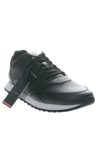 Férfi cipők
 Tommy Hilfiger, Méret 44, Szín Fekete, Ár 51 159 Ft