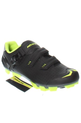 Férfi cipők
 MITICAL, Méret 45, Szín Sokszínű, Ár 19 749 Ft