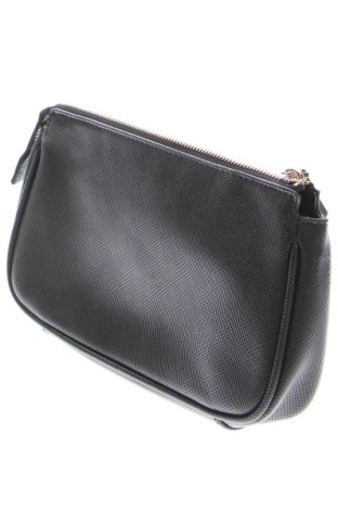 Trusă Guess, Culoare Negru, Preț 393,99 Lei