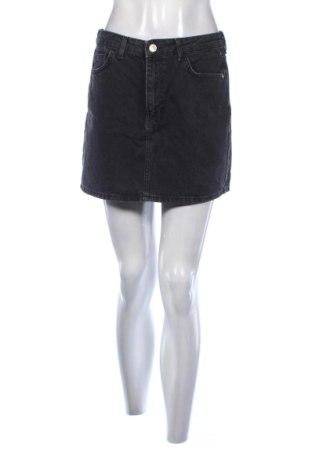 Пола LCW, Размер L, Цвят Черен, Цена 15,00 €